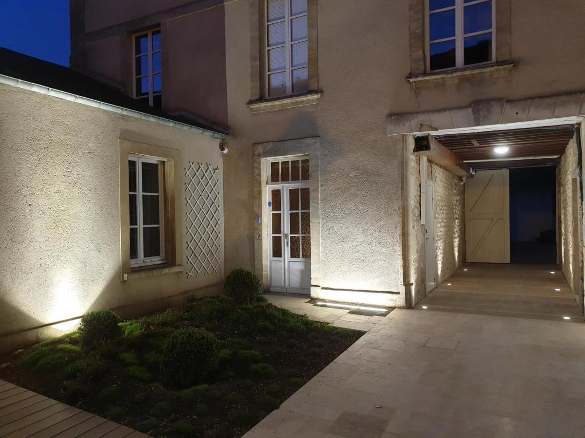 Au Loup Historic Apartments Bayeux Bagian luar foto