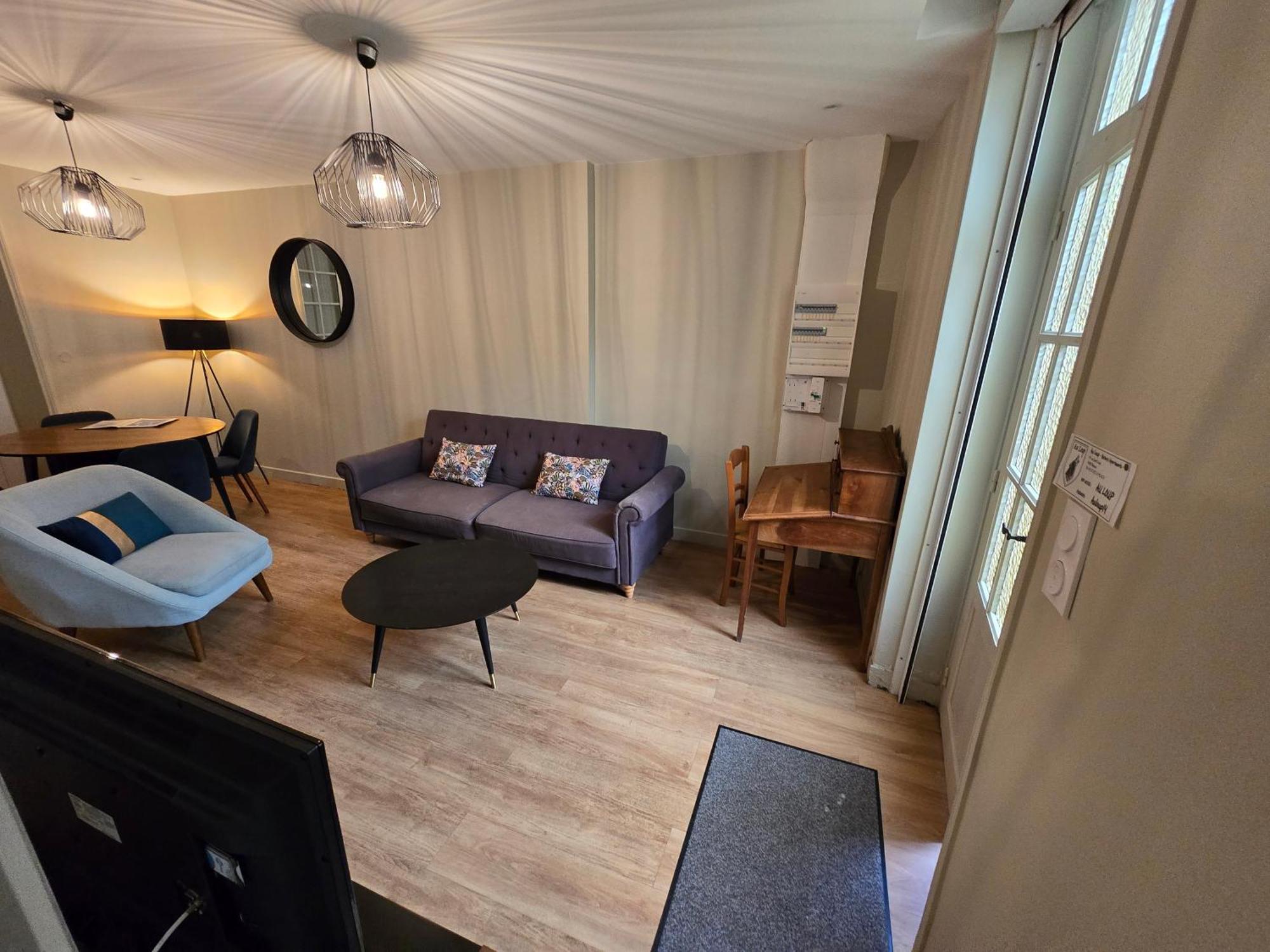 Au Loup Historic Apartments Bayeux Bagian luar foto